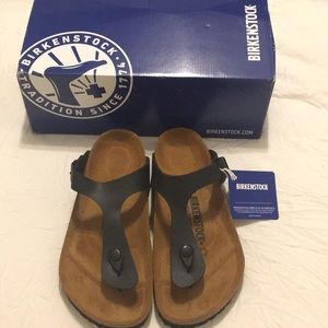 NEW Birkenstocks (Gizeh Style)